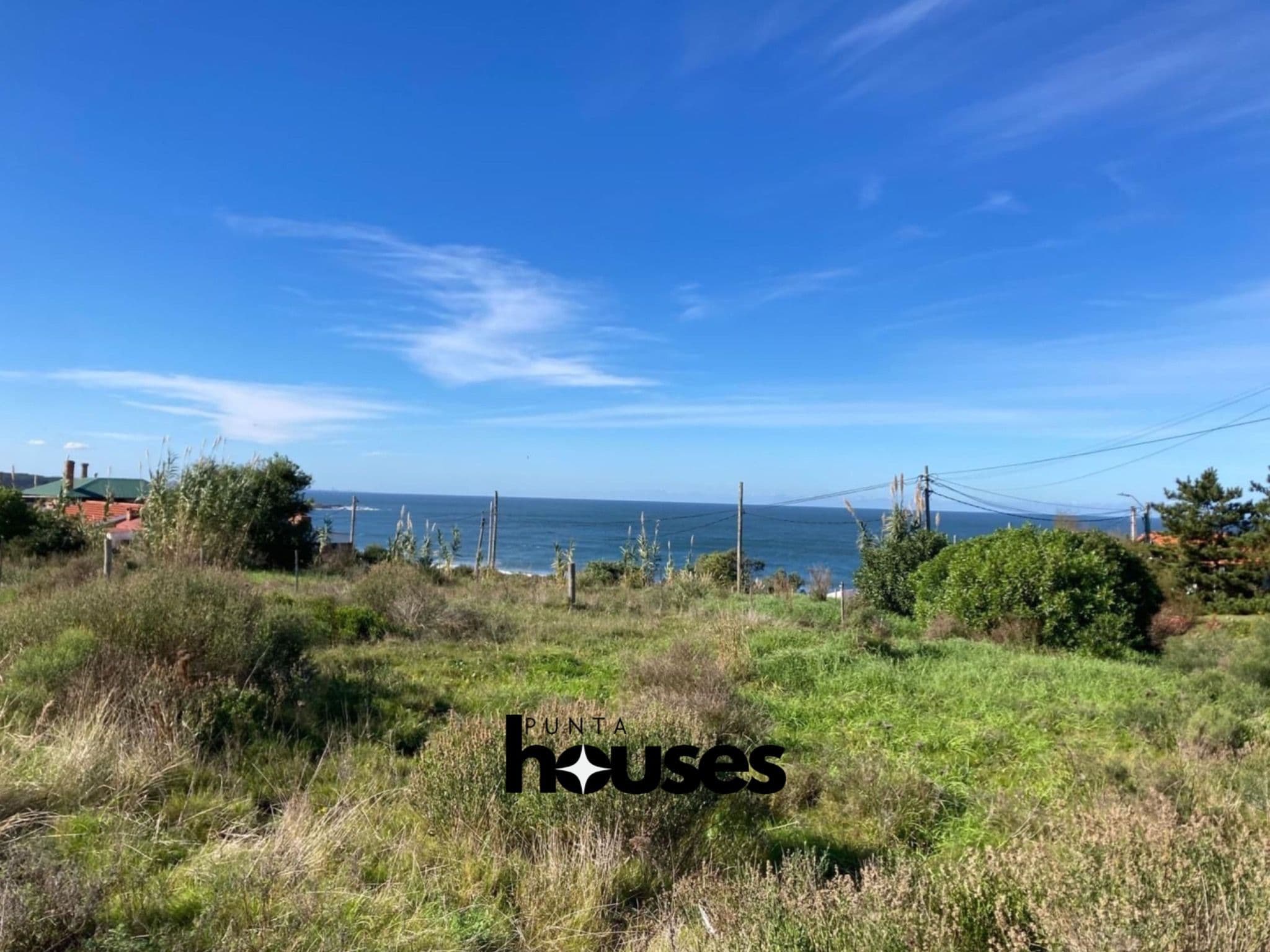 Espectacular-terreno-Punta-Colorada1.jpg